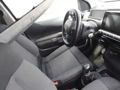 Здавання транспортного засобу citroen c4 cactus bh02 року 0 потужний bh02