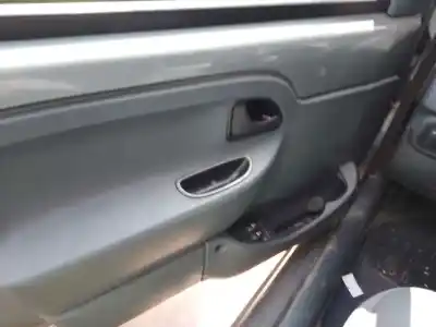 Здавання транспортного засобу renault kangoo i (f/kc0) f8q630 року 0 потужний f8q630 Здавання транспортного засобу renault kangoo i (f/kc0) f8q630 року 0 потужний f8q630