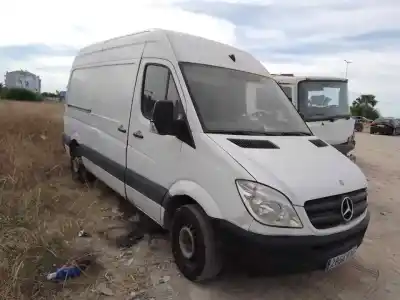 Veicolo di demolizione MERCEDES-BENZ SPRINTER II FURGÓN  dell'anno 0 alimentato 646985
