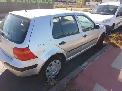 Veículo de Sucata volkswagen golf iv berlina (1j1) bcb do ano 0 alimentado bcb
