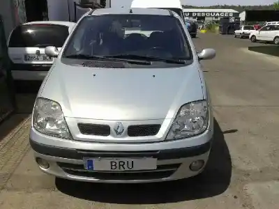 Vehículo de desguace RENAULT SCENIC (JA..) 1.9 D RT del año 2000 con motor F9Q