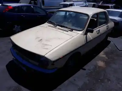 Здавання транспортного засобу renault   року 1975 потужний 