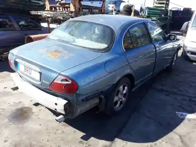 Verschrottungsfahrzeug jaguar xj8  des jahres 2000 angetrieben 