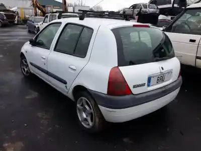 Véhicule à la ferraille renault                                            clio ii fase ii (b/cb0)                                                                                                                                                                                                                                    g/e7j c5                                                                                                                                                                                                                                                   de l'année 1999 alimenté e7j