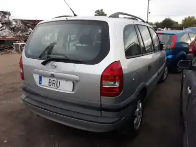 Véhicule à la ferraille opel                                               zafira a                                                                                                                                                                                                                                                   z18xe                                                                                                                                                                                                                                                      de l'année 2003 alimenté z18xe