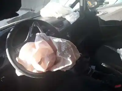 Veículo de Sucata opel corsa e expression do ano 2018 alimentado b13dtc