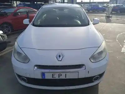 Vehículo de desguace RENAULT                                            FLUENCE                                                                                                                                                                                                                                                    Dynamique                                                                                                                                                                                                                                                  del año 2011 con motor K9K836