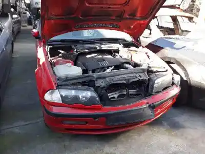 Veículo de Sucata BMW SERIE 3 BERLINA (E46) 320d do ano 2000 alimentado 204D1