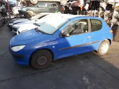 Vehicul casat peugeot                                            206 berlina                                                                                                                                                                                                                                                xr                                                                                                                                                                                                                                                         al anului 2000 alimentat wjz