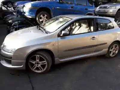 Veicolo di demolizione fiat stilo (192) 1.9 jtd cat dell'anno 2004 alimentato 192a1000