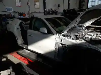 Sloopvoertuig infiniti q50 q50 van het jaar 2016 aangedreven 651970