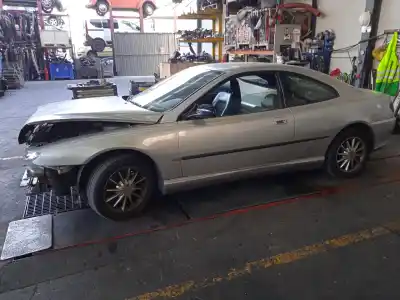 Veicolo di demolizione PEUGEOT                                            406 COUPE (S1/S2)                                                                                                                                                                                                                                          2.2                                                                                                                                                                                                                                                        dell'anno 2004 alimentato 3FZ