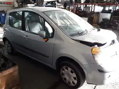 Veículo de Sucata renault modus dynamique do ano 2005 alimentado 