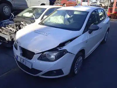 Veículo de Sucata SEAT IBIZA (6J5) Ecomotive do ano 2011 alimentado CFWA