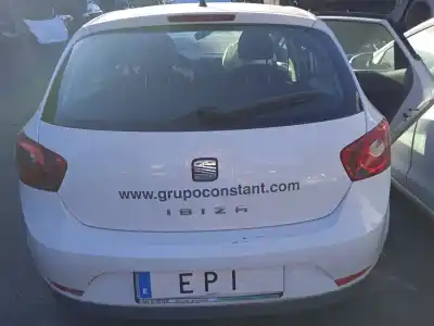 Veículo de Sucata seat ibiza (6j5) ecomotive do ano 2011 alimentado cfwa
