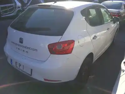 Veículo de Sucata seat ibiza (6j5) ecomotive do ano 2011 alimentado cfwa