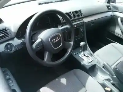 Veículo de Sucata audi a4 berlina (8e) 2.0 tdi 16v (103kw) do ano 2006 alimentado bre