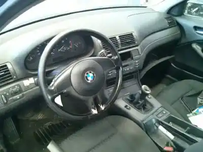 Veicolo di demolizione bmw serie 3 berlina (e46) 320d dell'anno 2000 alimentato 204d1