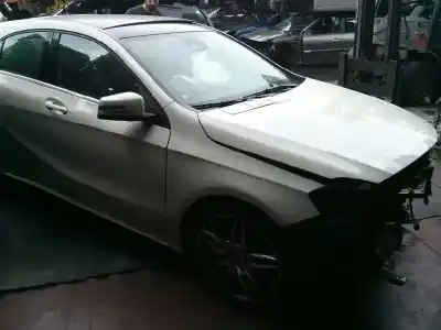 Vehículo de desguace MERCEDES-BENZ CLASE A (W176) A 220 CDI (176.003) del año 2015 con motor 651930