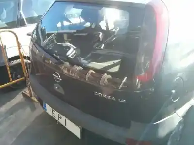 Veicolo di demolizione OPEL CORSA C Sport dell'anno 2002 alimentato Z12XE