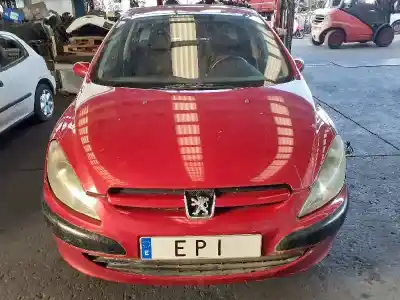 Véhicule à la ferraille PEUGEOT                                            307 (S1)                                                                                                                                                                                                                                                   XR                                                                                                                                                                                                                                                         de l'année 2004 alimenté RHY