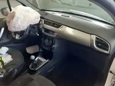 Veículo de Sucata citroen c3 1.4 hdi exclusive do ano 2011 alimentado 8hrdv4c