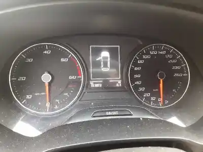 Veículo de Sucata seat leon (5f1) reference do ano 2015 alimentado clh