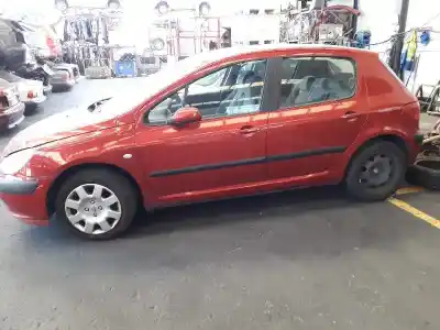 Vehículo de desguace peugeot                                            307 (s1)                                                                                                                                                                                                                                                   xt                                                                                                                                                                                                                                                         del año 2002 con motor rhs