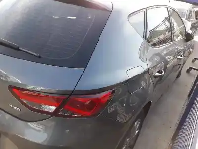 Veicolo di demolizione seat leon st (5f8) reference dell'anno 2014 alimentato cjza