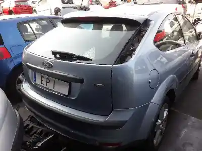 Veículo de Sucata ford focus berlina (cap) ambiente (d) do ano 2006 alimentado kkda