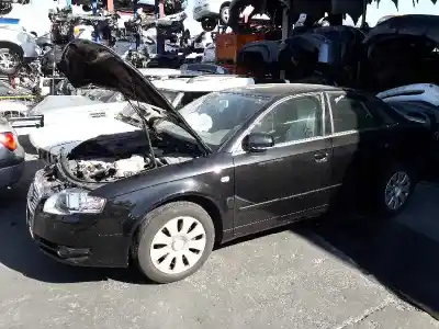 Veículo de Sucata audi a4 berlina (8e) 2.0 tdi 16v (103kw) do ano 2005 alimentado blb