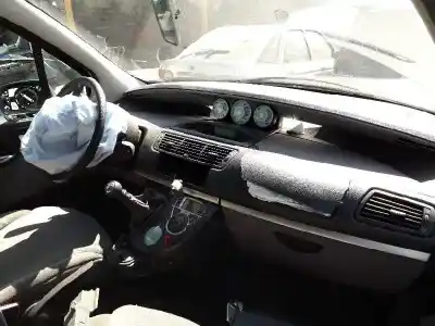 Verschrottungsfahrzeug peugeot 807 sr pack des jahres 2004 angetrieben rht