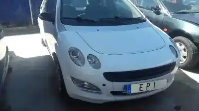 Здавання транспортного засобу smart forfour (454) 1.5 cdi (454.000) року 2005 потужний om639939