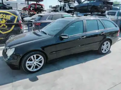 Здавання транспортного засобу mercedes-benz clase c t-model (s203) c 200 cdi (203.207) року 2004 потужний 646962