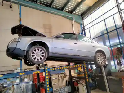 Veículo de Sucata AUDI A6 BERLINA (4B2) 2.8 do ano 2011 alimentado ACK