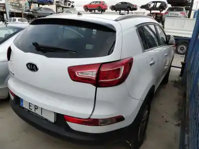 Veicolo di demolizione kia sportage iii (sl) 1.6 gdi dell'anno 2012 alimentato g4fd