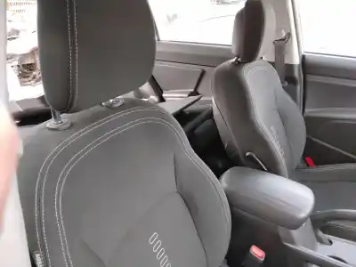 Veicolo di demolizione kia sportage iii (sl) 1.6 gdi dell'anno 2012 alimentato g4fd