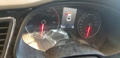 Veicolo di demolizione seat leon (5f1) fr dell'anno 2020 alimentato dhf