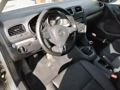 Veículo de Sucata volkswagen golf vi (5k1) rabbit bluemotion do ano 2010 alimentado cay