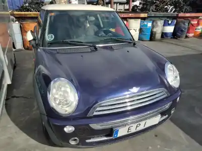 Vehículo de desguace BMW MINI (R50,R53) One del año 2005 con motor W10B16A