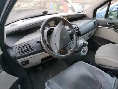 Veicolo di demolizione peugeot 807 sv dell'anno 2006 alimentato 4hw