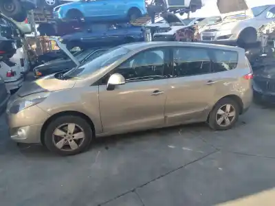 Veículo de Sucata RENAULT SCENIC III Grand Dynamique do ano 2010 alimentado K4M858