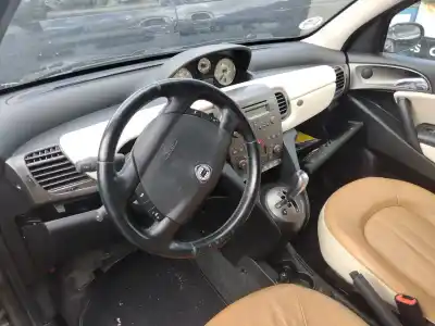 Veículo de Sucata lancia ypsilon (101) 1.4 16v oro (10.2006->) do ano 2004 alimentado 843a1000