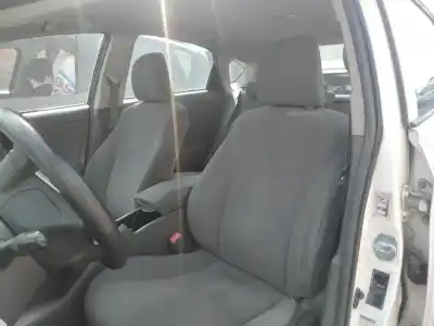 Здавання транспортного засобу toyota prius (nhw30) eco року 2011 потужний 2zrfxe