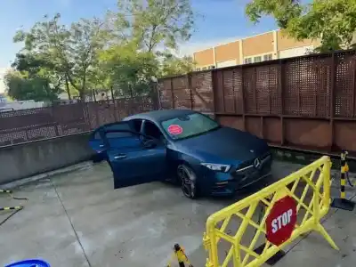 Veículo de Sucata mercedes-benz clase a (w177) a 250 e (177.086) do ano 2020 alimentado m 282.914