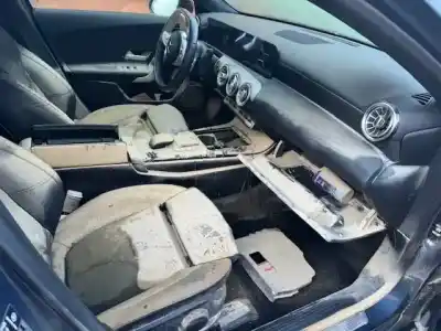 Veículo de Sucata mercedes-benz clase a (w177) a 250 e (177.086) do ano 2020 alimentado m 282.914