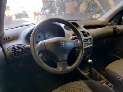 Sloopvoertuig peugeot 307 break (3e) 2.0 hdi 90 van het jaar 2002 aangedreven rhy (dw10td)