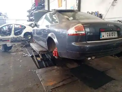 Veículo de Sucata AUDI A6 C5 (4B2)  do ano 2002 alimentado AYM