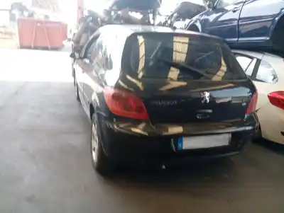 Veículo de Sucata peugeot 307 (3a/c) 2.0 hdi 135 do ano 2004 alimentado rhr (dw10bted4)