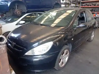 Veículo de Sucata PEUGEOT 307 (3A/C)  do ano 2004 alimentado RHR (DW10BTED4)